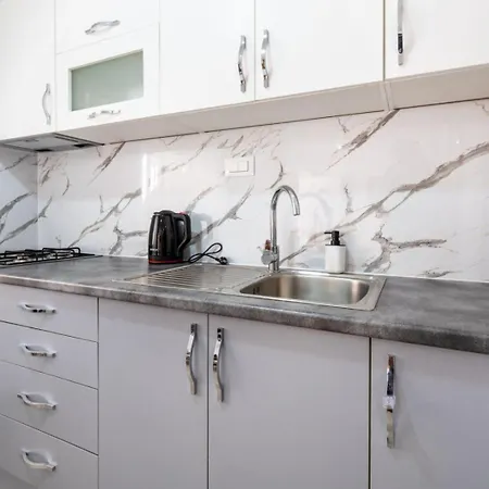 Ivan Apartman