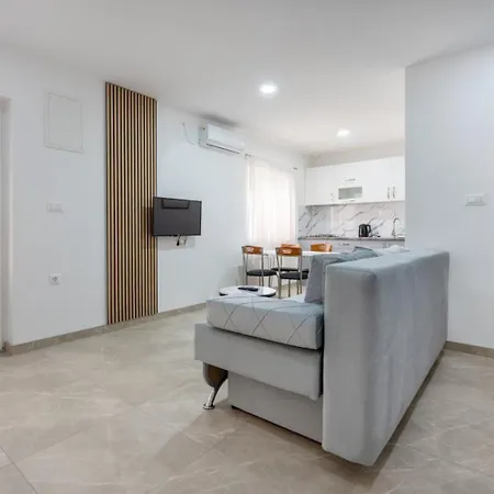 Ivan Apartman Neum